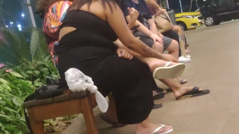 candid feet