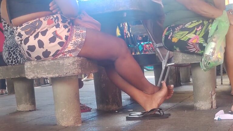 mature blonde candid feet