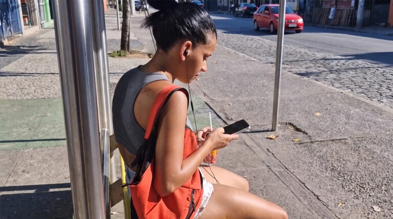candid feet girl in bus stop